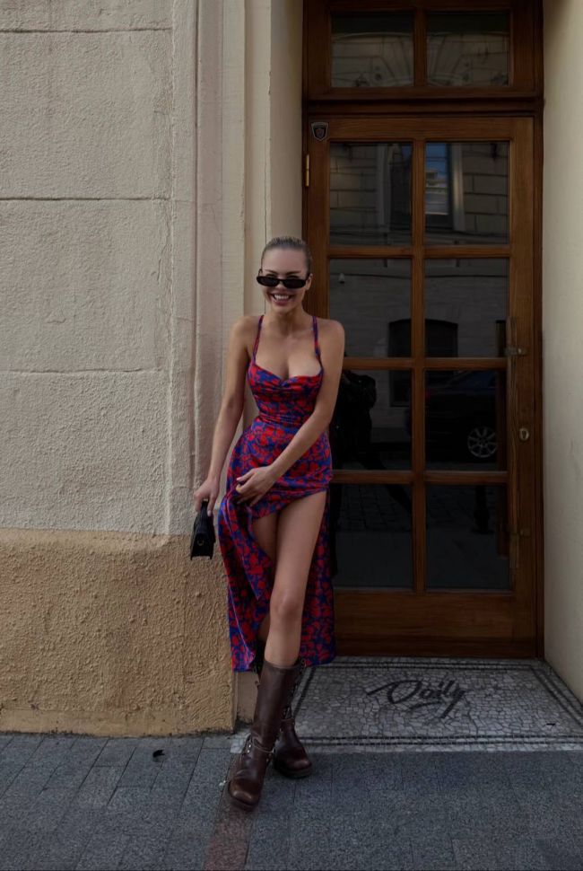 Сукня Розмір: 42-44, 46-48 S5189