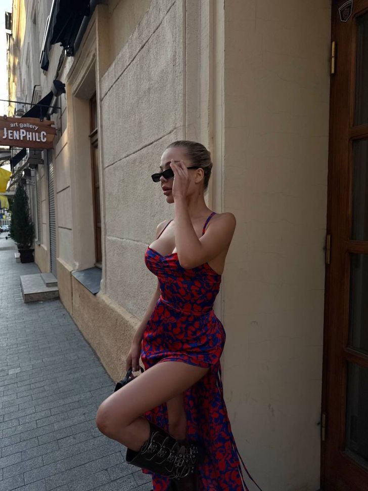 Сукня Розмір: 42-44, 46-48 S5189