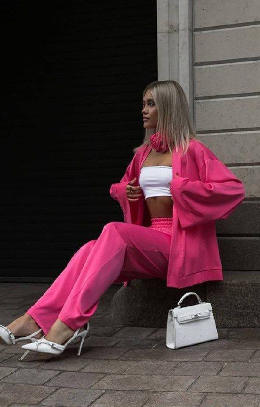 Костюм Розмір: 42-46 S1084