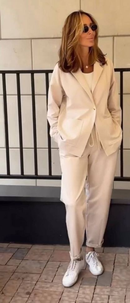 Костюм Розмір: 50-52,54-56,58-60 S5290