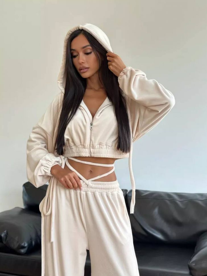 Костюм Розмір: 42-44, 46-48 S687