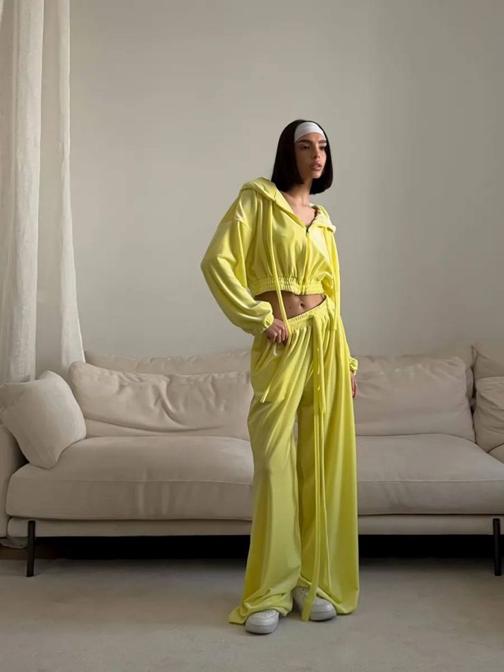 Костюм Розмір: 42-44, 46-48 S687