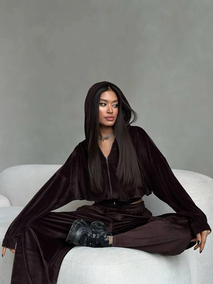 Костюм Розмір: 42-44, 46-48 S687