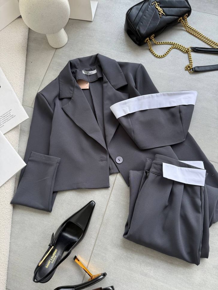 Костюм Розмір: 42-44, 46-48 S787