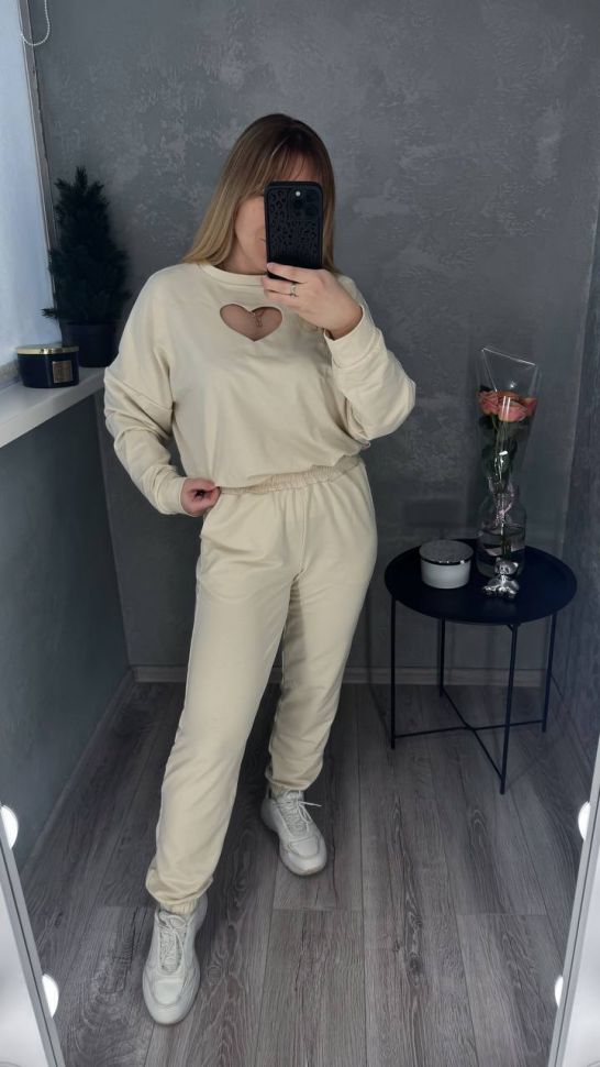 Костюм Розмір: 42-44,46-48,50-52 S1592