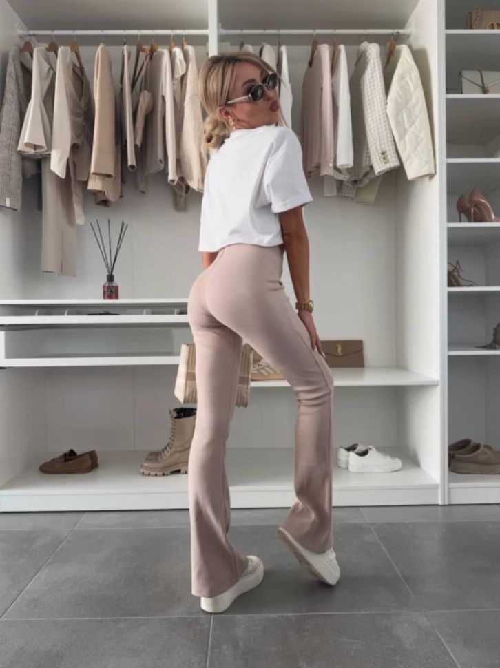 Штани Розмір: 42/44 46/48 50/52 S2193