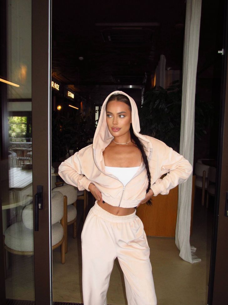 Костюм Розмір: 42-44, 44-46 S4091