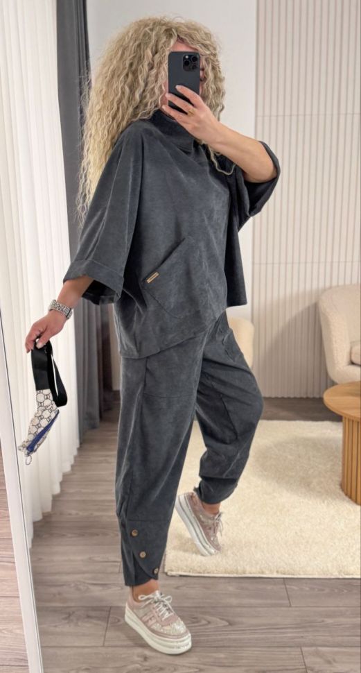 Костюм Розмір: 42-46, 48-52, 54-58, 60-64 S6590