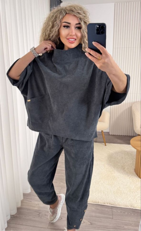 Костюм Розмір: 42-46, 48-52, 54-58, 60-64 S6590