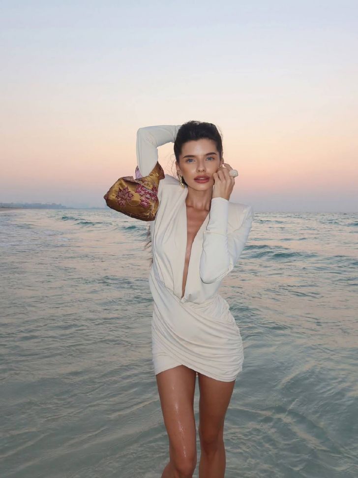 Сукня Розмір: 42-44, 46-48 S3693