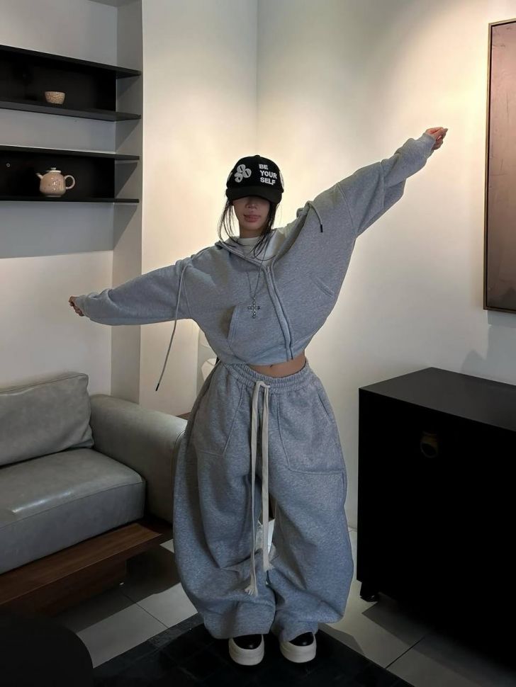 Костюм Розмір: 42-46 onesize S2397