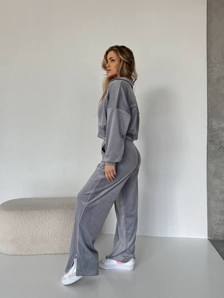 Костюм Розмір: 42-44 46-48 S1898