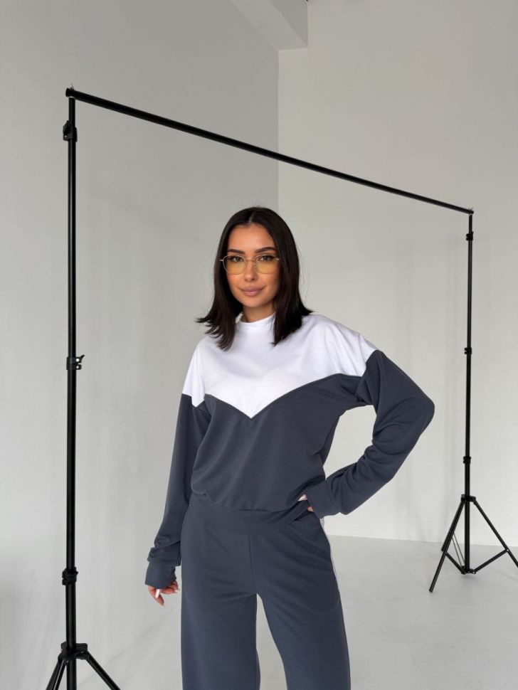 Костюм Розмір: 42-44,  46-48, 50-52 S6695