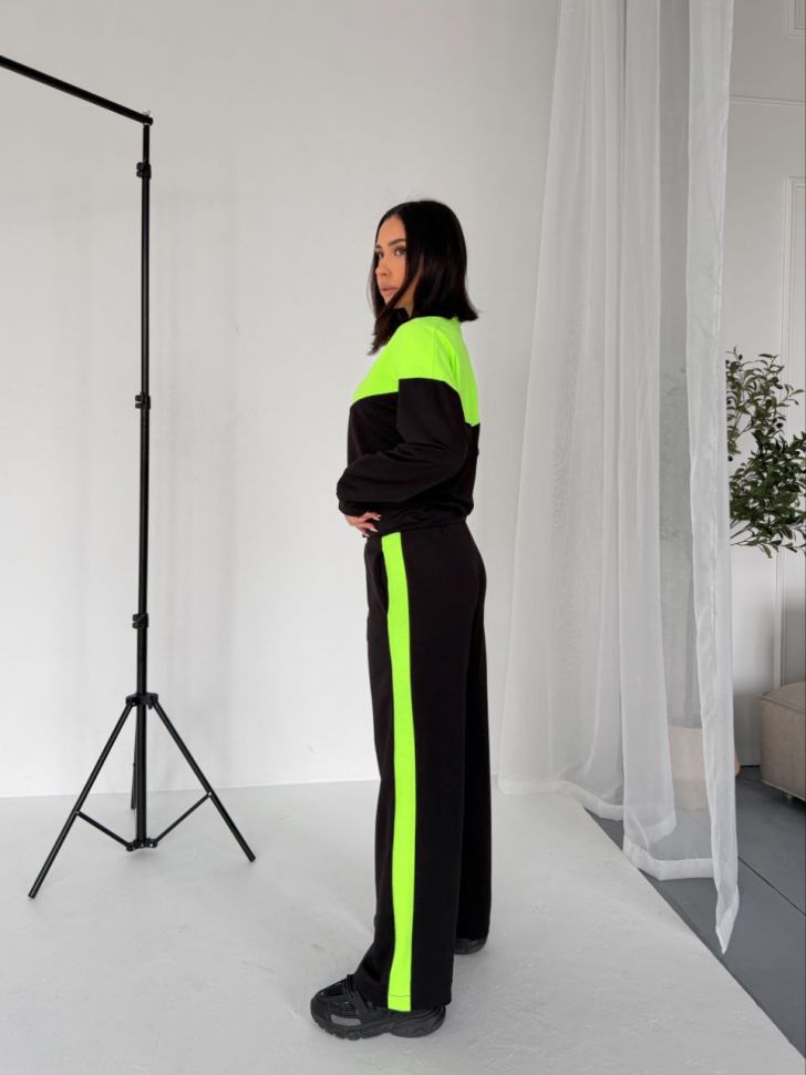 Костюм Розмір: 42-44,  46-48, 50-52 S6695