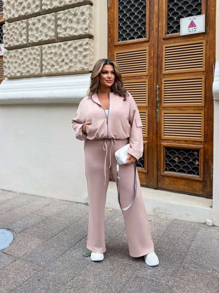 Костюм Розмір: 42-44,46-48,50-52,54-56 S1798