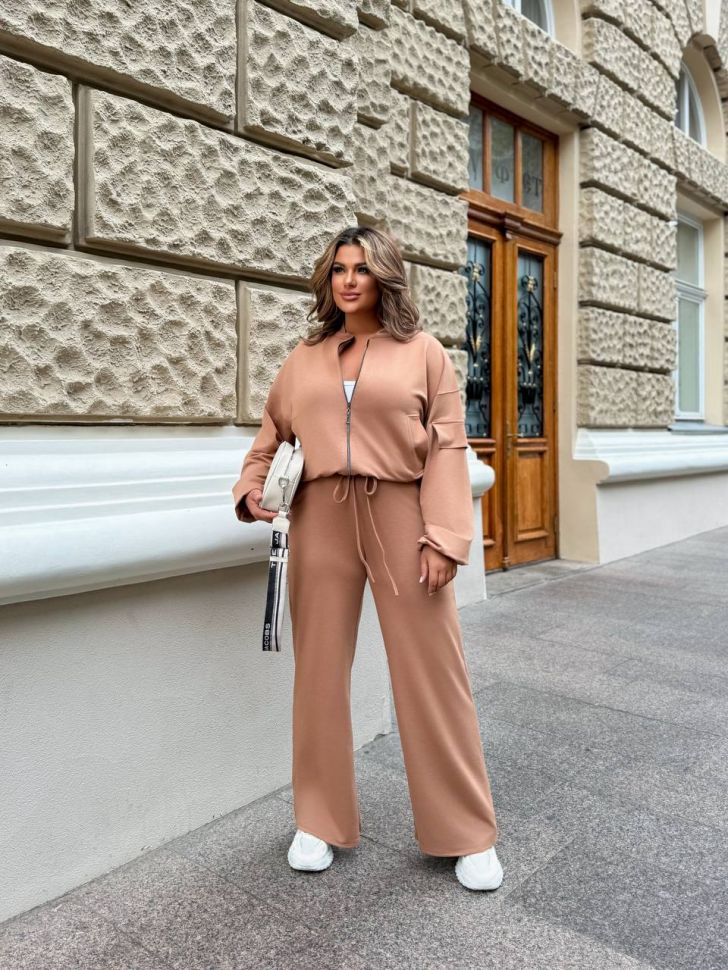 Костюм Розмір: 42-44,46-48,50-52,54-56 S1798