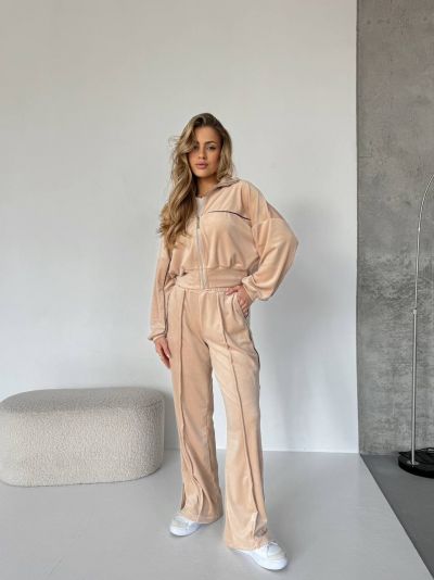 Костюм Розмір: 42-44 46-48 S1899