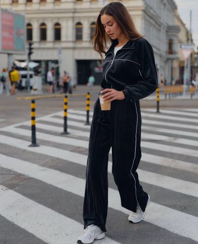 Костюм Розмір: 42-44 46-48 S1900