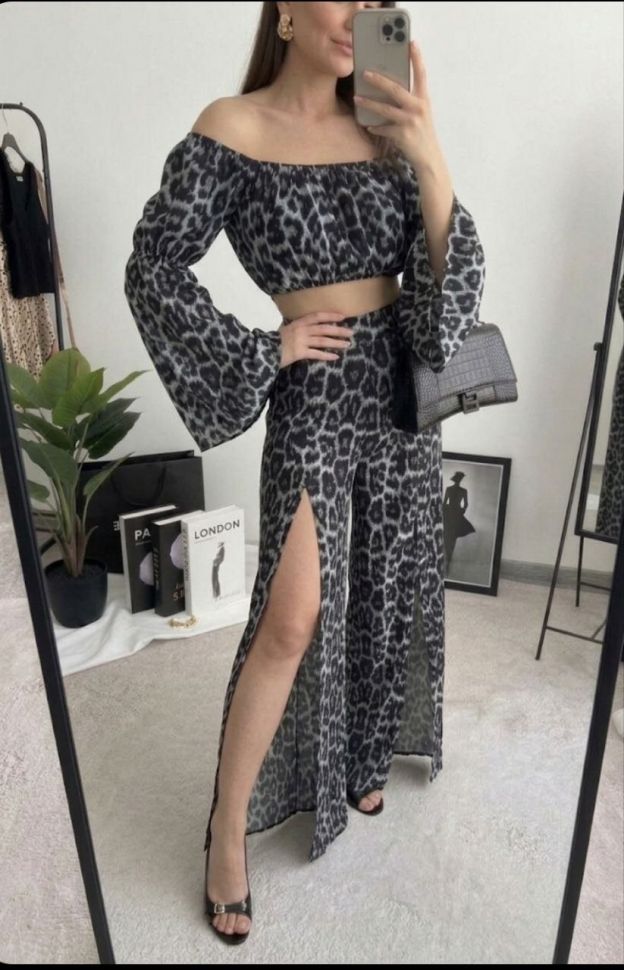 Костюм Розмір: 42-44,44-46 S7097