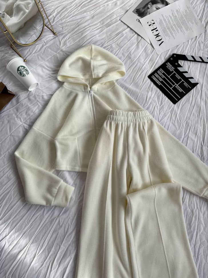 Костюм Розмір: 42-44, 46-48 S3102