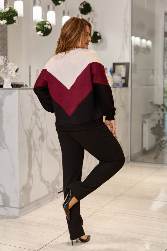 Костюм Розмір: 54-56 S4299