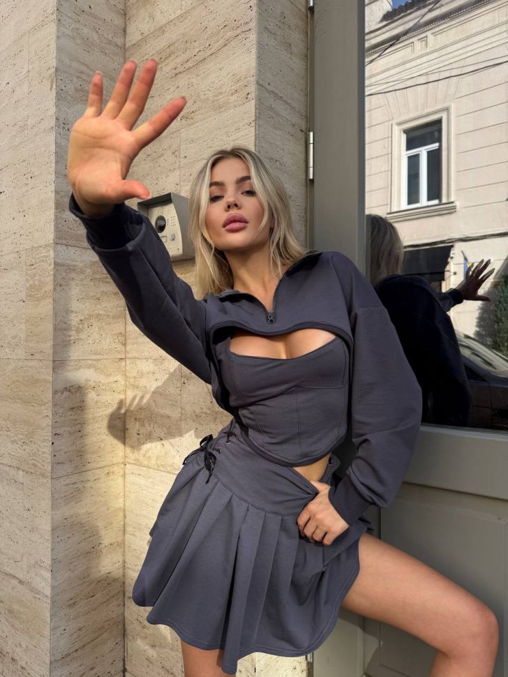 Костюм Розмір: 40-42, 42-44, 44-46 S4901