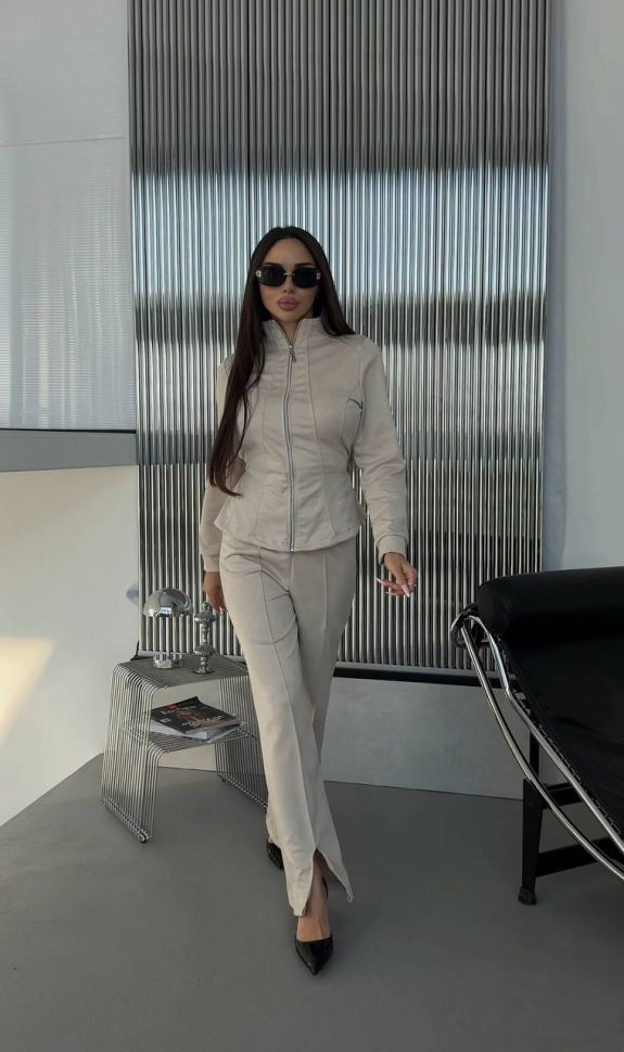 Костюм Розмір: 42-44,46-48 S5301