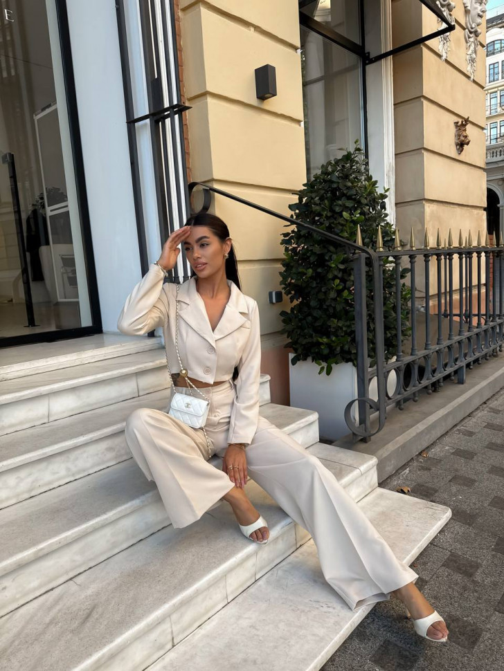 Костюм Розмір: 42-44, 46-48 S13800
