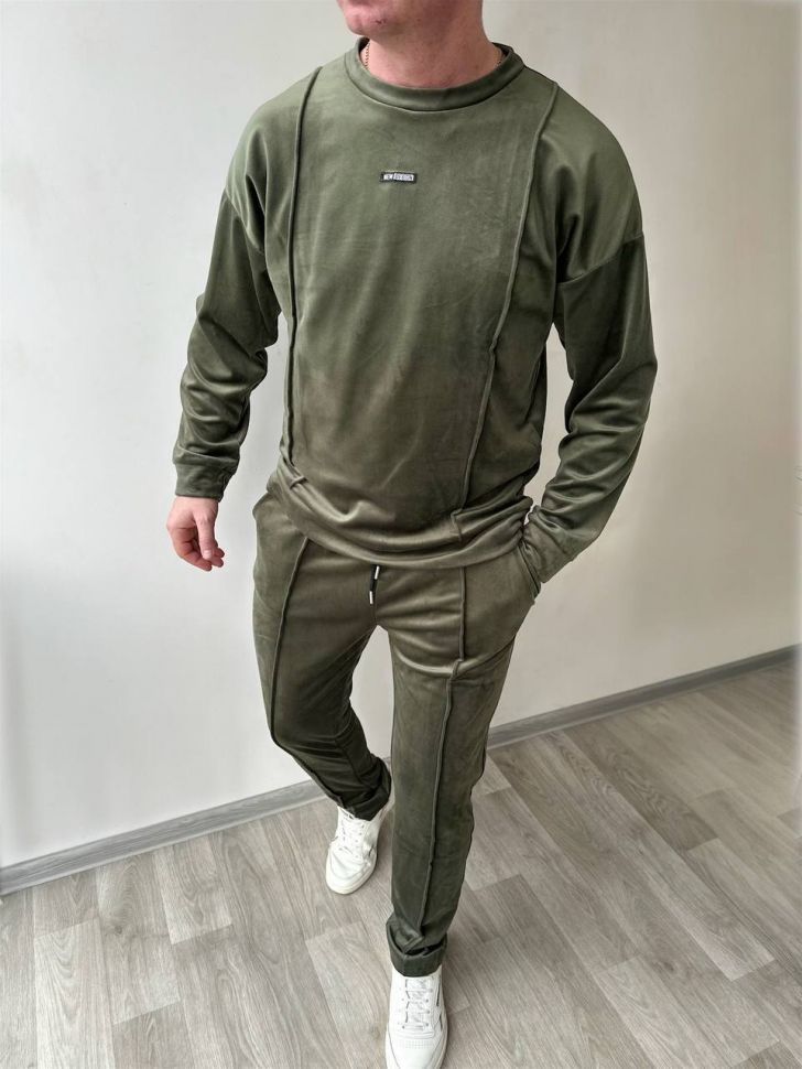 Костюм Розмір: 46-48, 50-52, 54-56 S7303