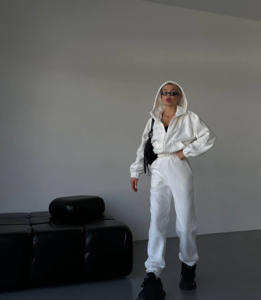 Костюм Розмір: 42-44, 46-48 S2405