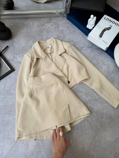 Костюм Розмір: 42-44, 46-48 S1305