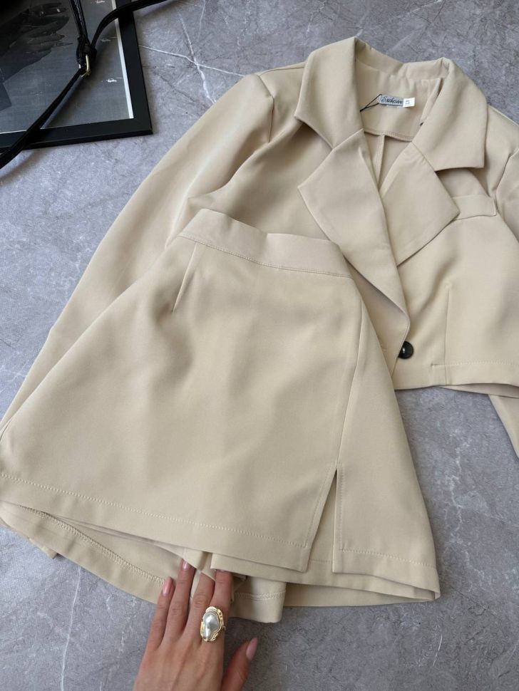 Костюм Розмір: 42-44, 46-48 S1305