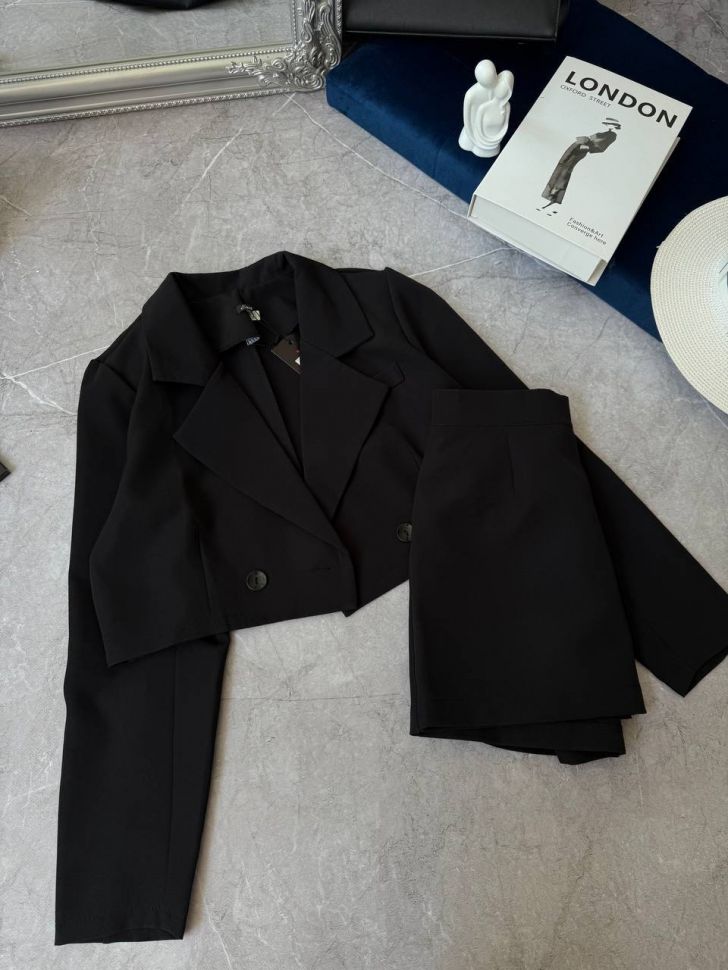 Костюм Розмір: 42-44, 46-48 S1305