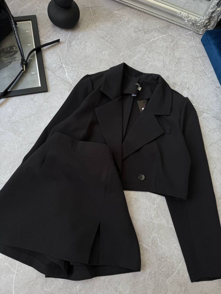 Костюм Розмір: 42-44, 46-48 S1305