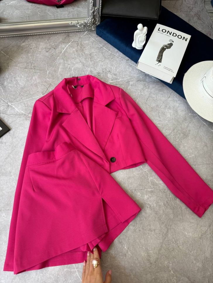 Костюм Розмір: 42-44, 46-48 S1305