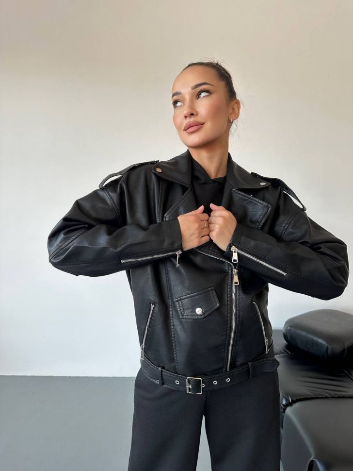 Куртка Розмір: 42-46 oversized,48-52 oversized S2307