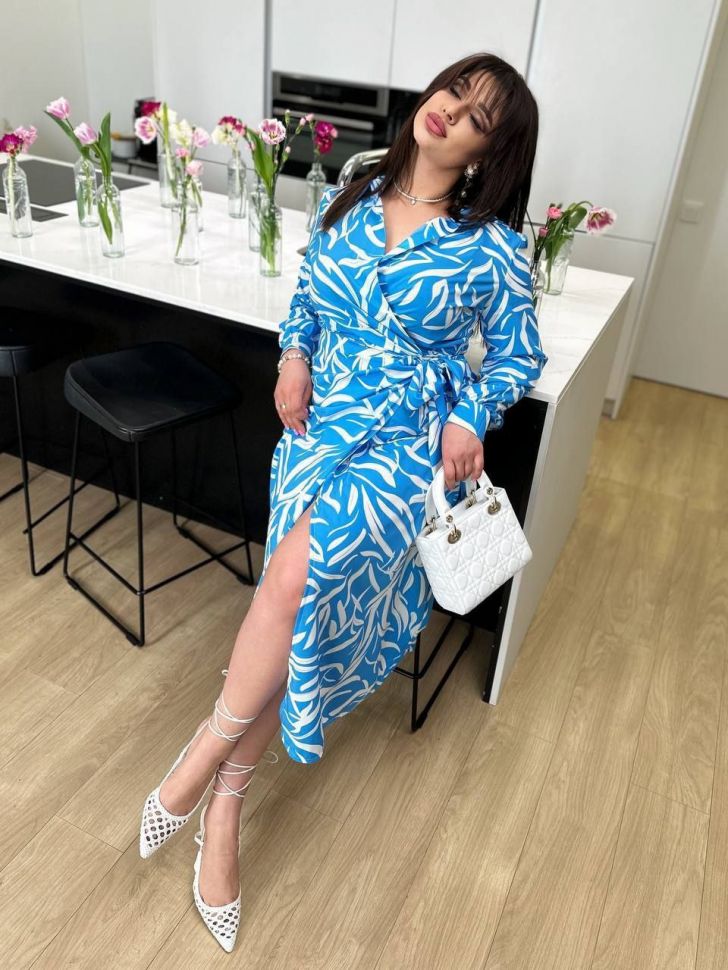 Сукня Розмір: 46-48,50-52,54-56 S6204