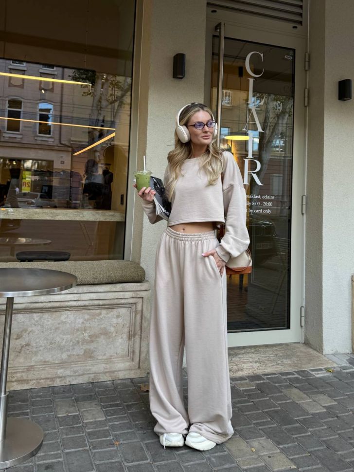 Костюм Розмір: 42/44, 46/48 S2108