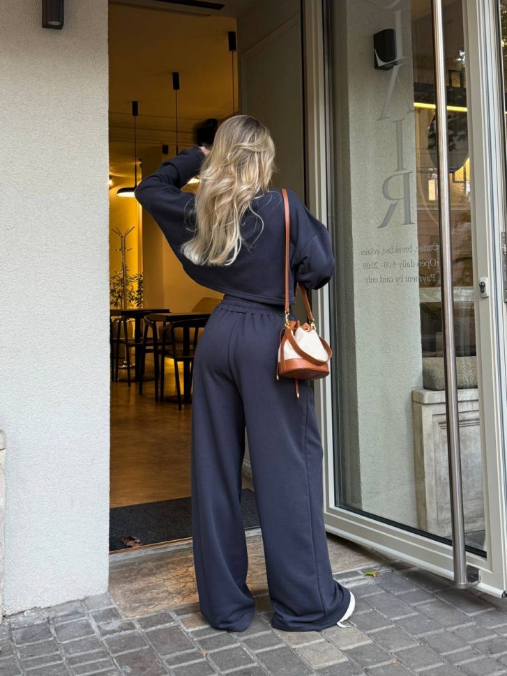 Костюм Розмір: 42/44, 46/48 S2108