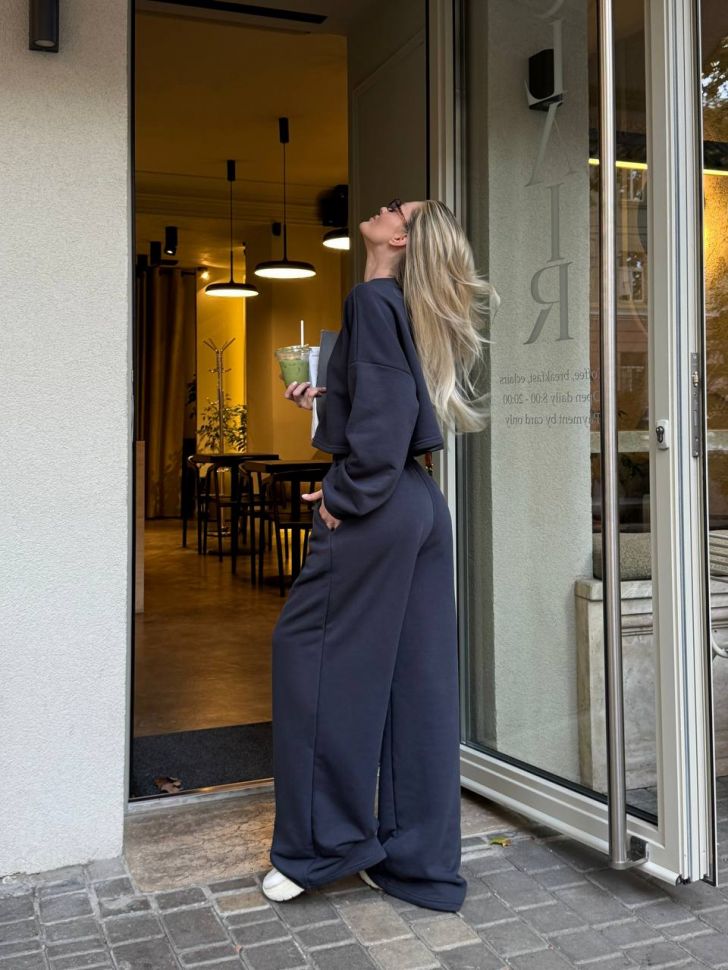 Костюм Розмір: 42/44, 46/48 S2108