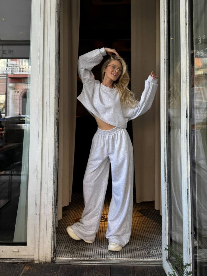 Костюм Розмір: 42/44, 46/48 S2108