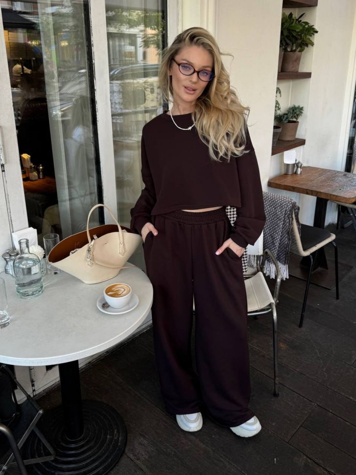 Костюм Розмір: 42/44, 46/48 S2108