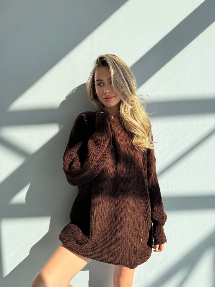 Светр Розмір: 42-48 S2408