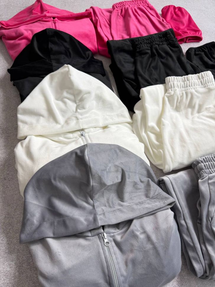 Костюм Розмір: 42-44, 46-48 S4406