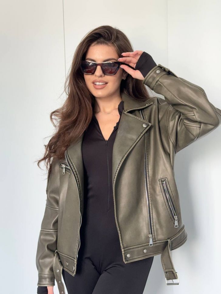 Куртка Розмір: 42-46 oversized,48-52 oversized S1204