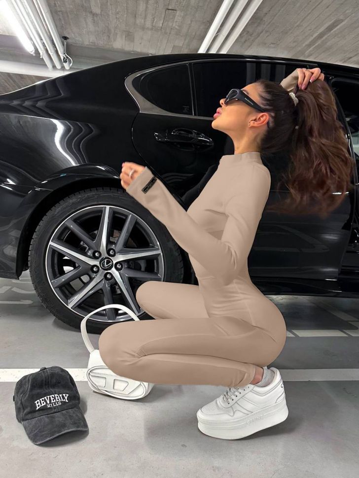 Комбінезон Розмір: 38-40 , 42-44 ,46-48 S3010