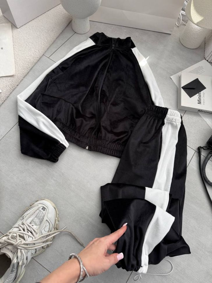 Костюм Розмір: 42-44, 44-46 S6407