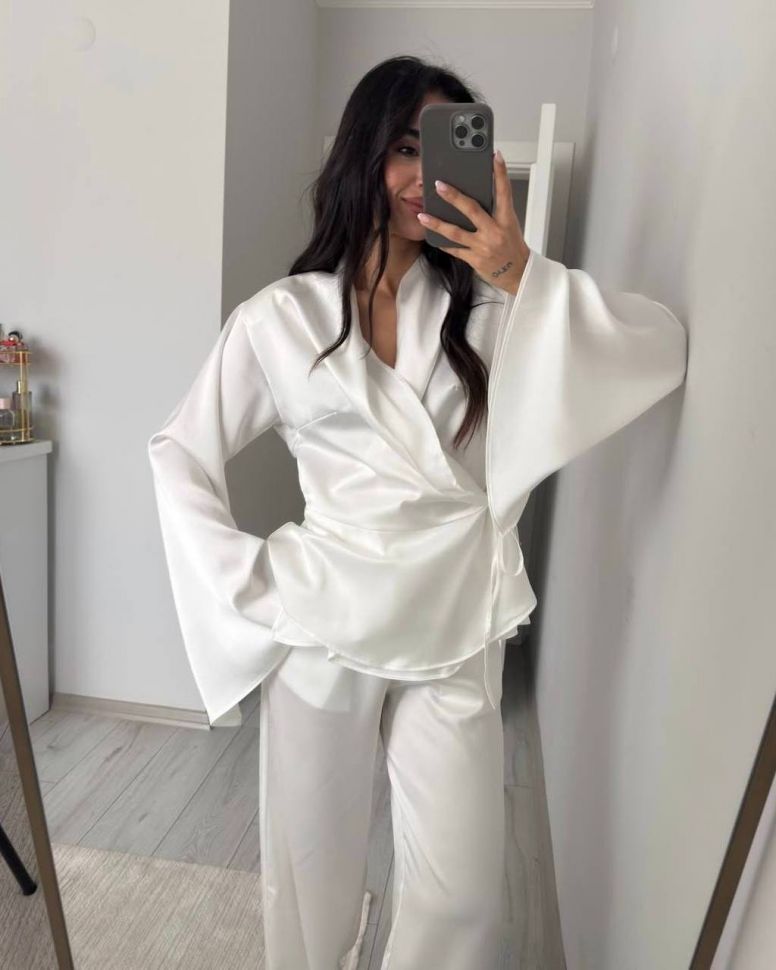 Костюм Розмір: 42-46 S7409