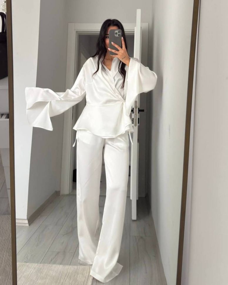 Костюм Розмір: 42-46 S7409