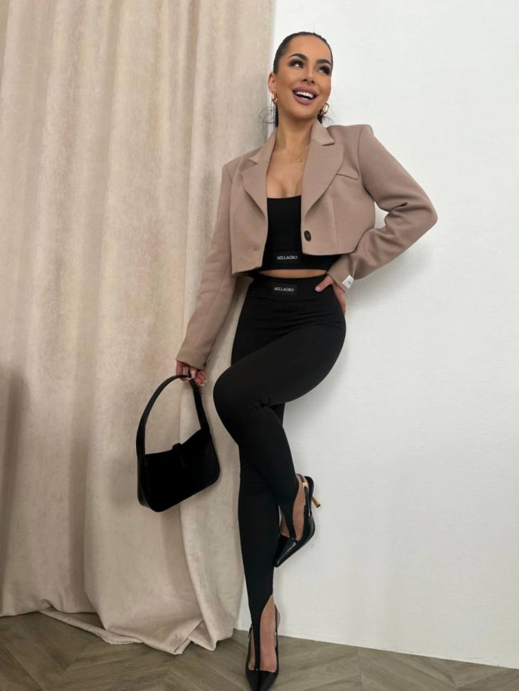 Костюм Розмір: 42-46 S6308